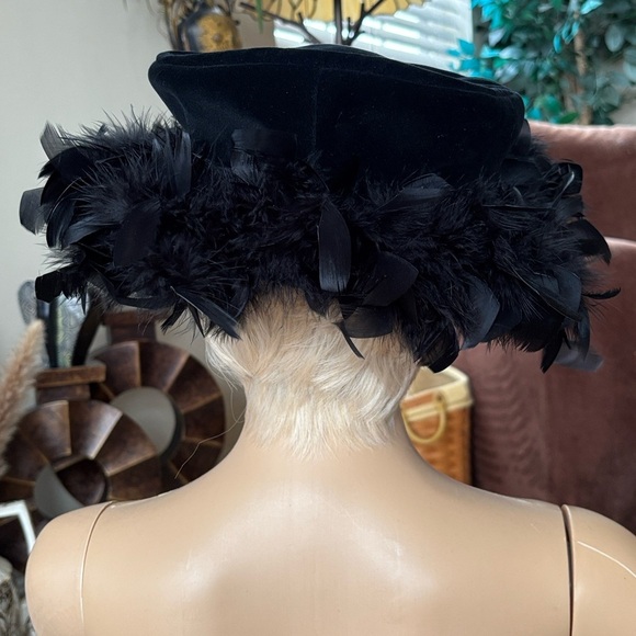 Vintage Lord & Taylor Black Velvet Kentucky Derby Wide Brim Feathers Dress Hat